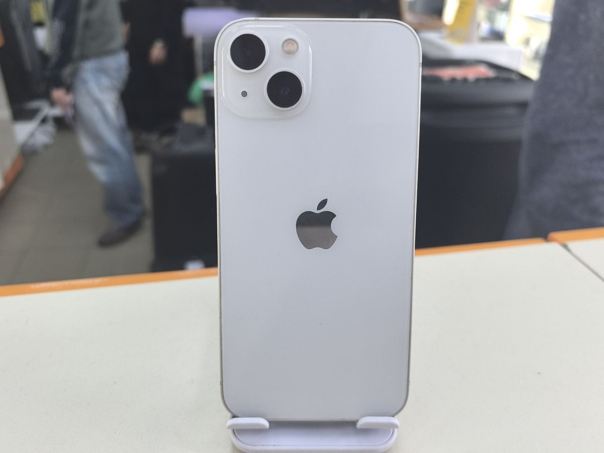 Смартфон Apple iPhone 13 128Gb