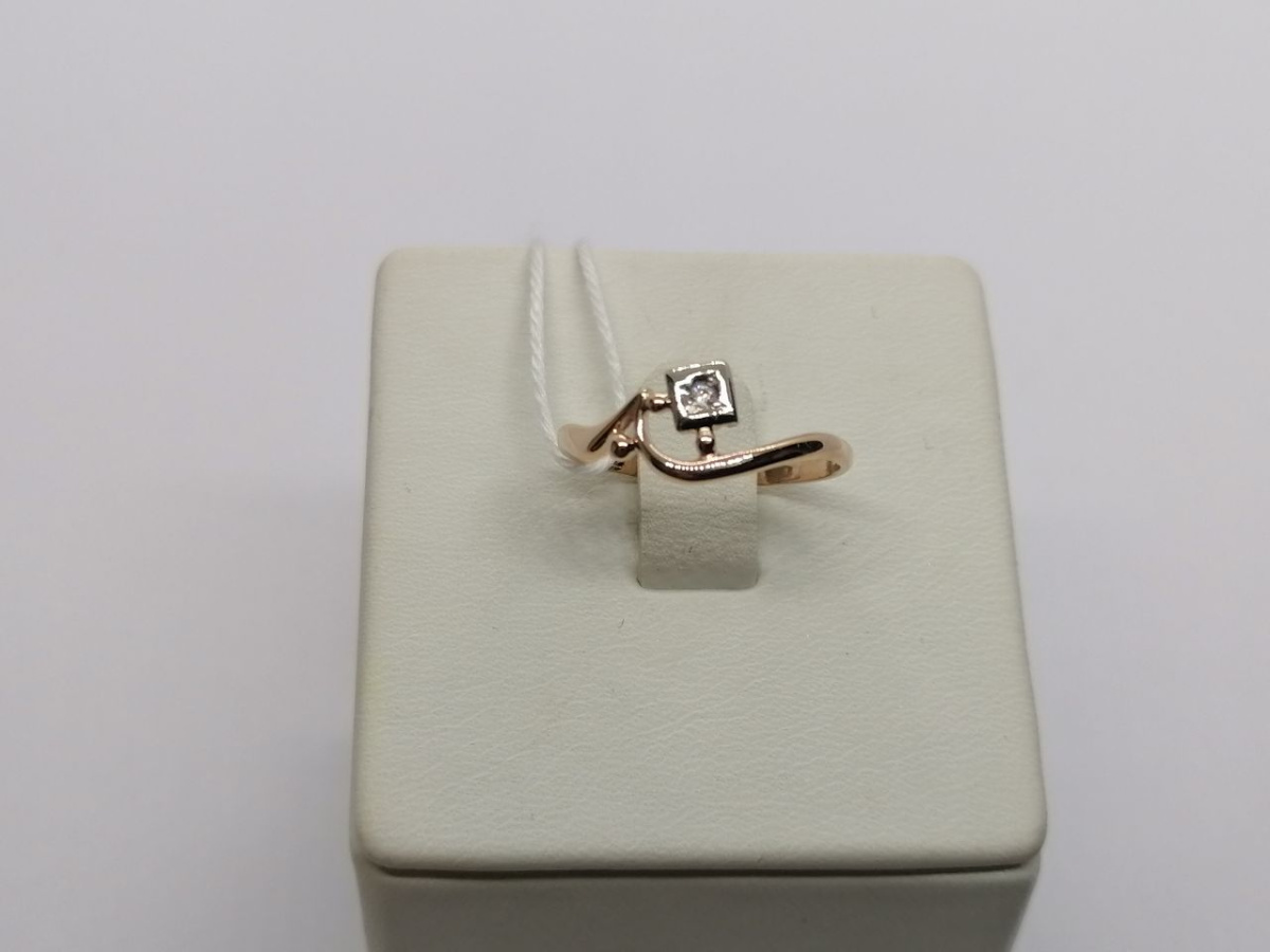 КОЛКМ585 КОЛЬЦО С КАМНЕМ (Au 585) КОЛКМ585 КОЛЬЦО С КАМНЕМ (Au 585)