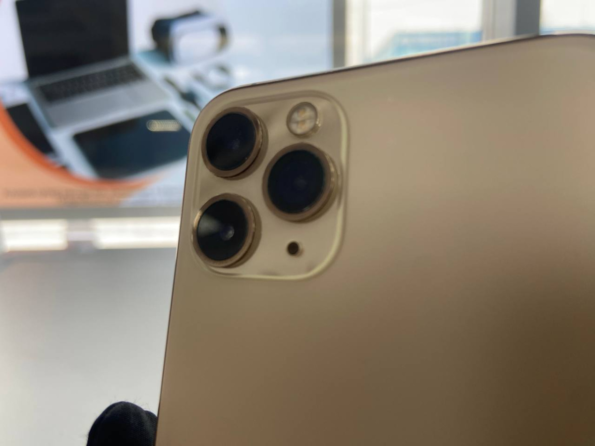 Смартфон Apple iPhone 11 Pro 64Gb