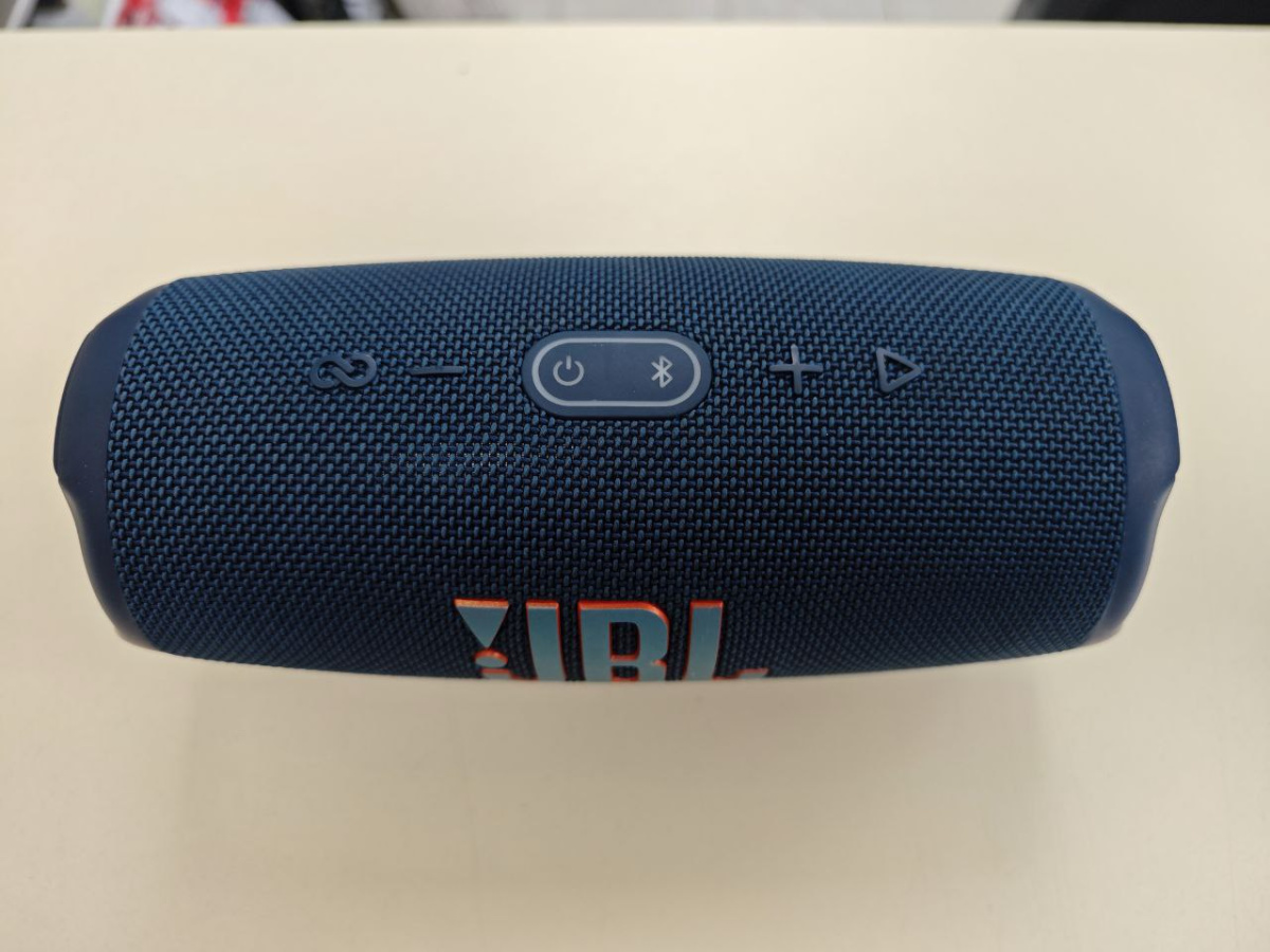 Портативная акустика JBL Charge 5