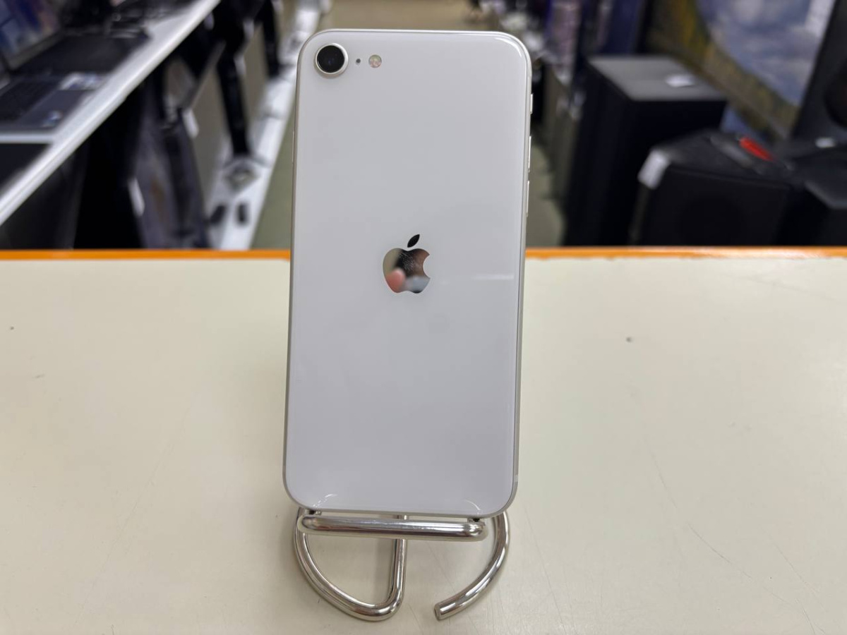 Смартфон Apple Iphone SE 2022 64GB