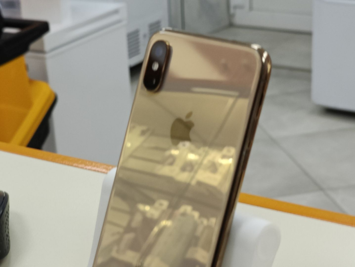 Смартфон Apple iPhone Xs 64Gb