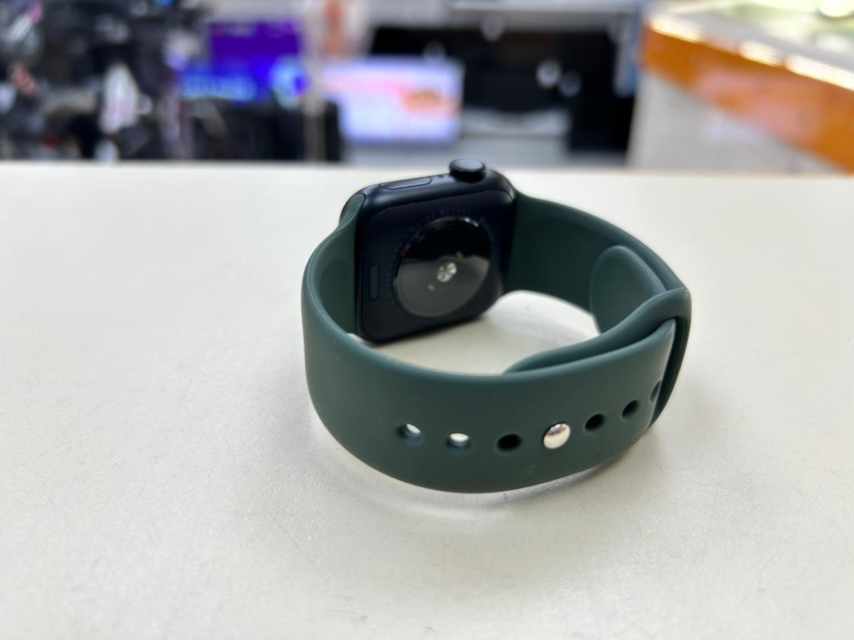 Смарт-часы Apple Watch SE 2022 40mm