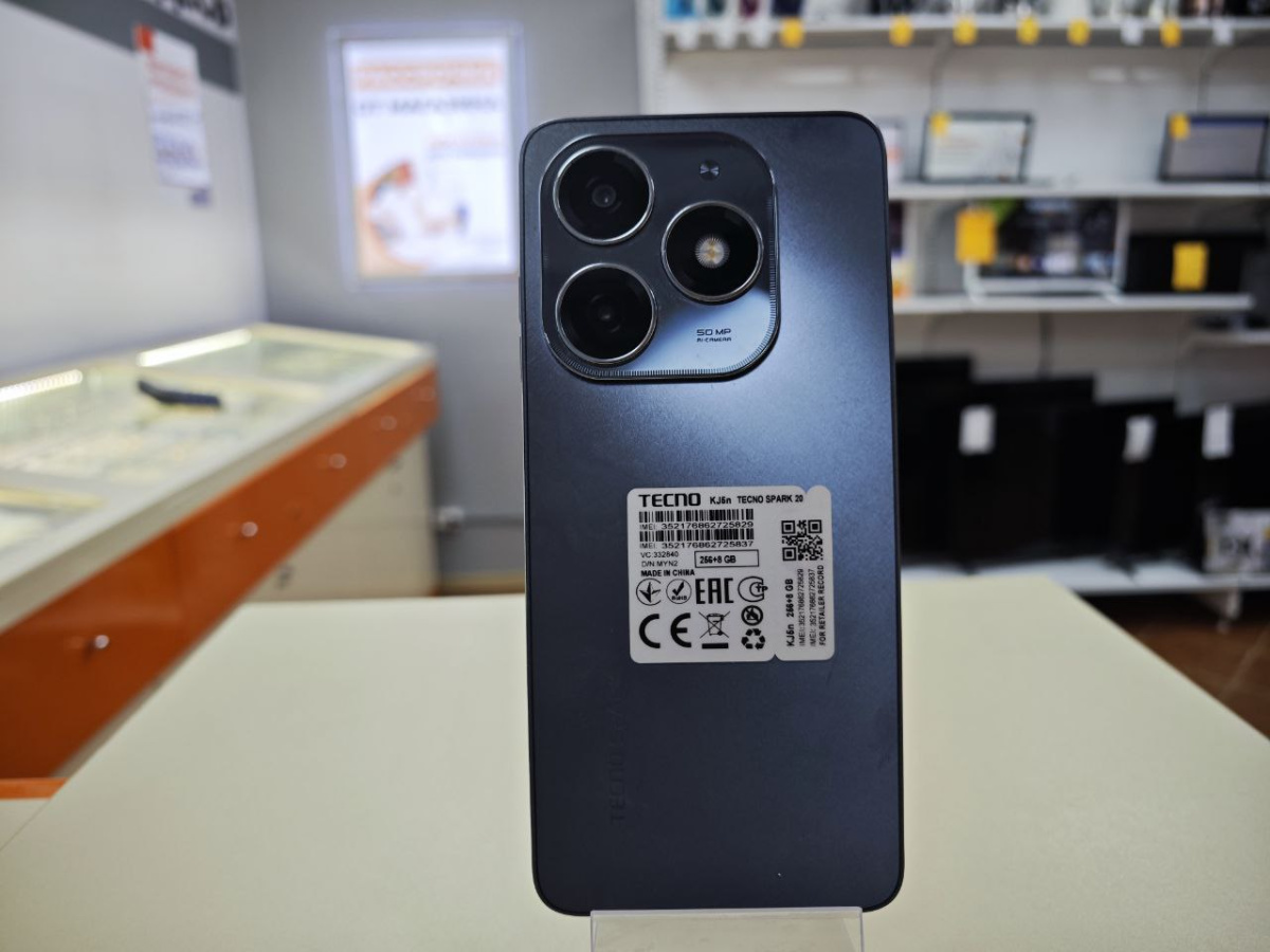 Смартфон Tecno Spark 20 8/256