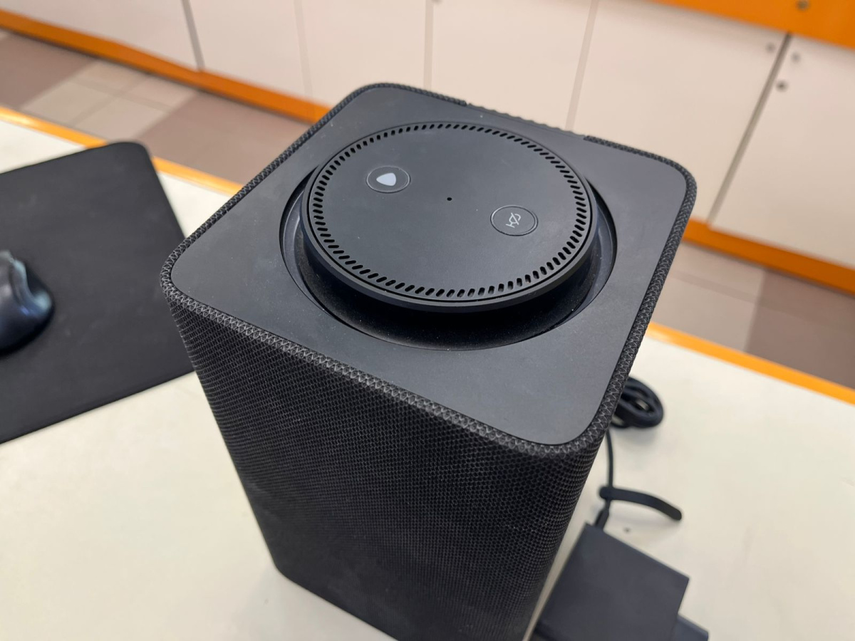 Умная колонка  Яндекс Станция Макс Zigbee