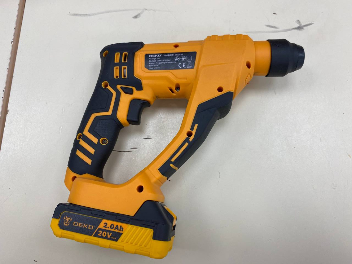 Перфоратор Deko DKCH20