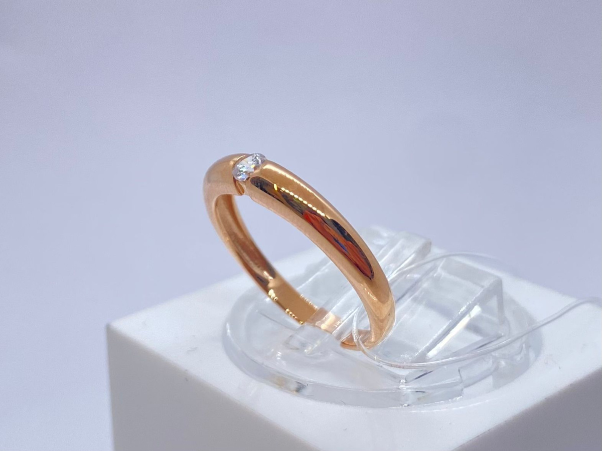 01-7121 КОЛЬЦО С КАМНЕМ (Au 585)