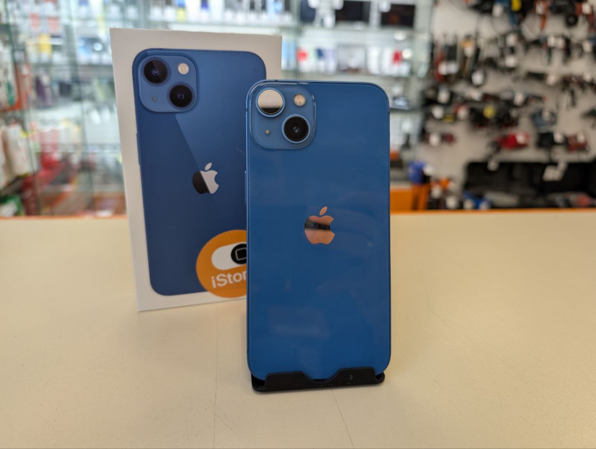 Смартфон Apple iPhone 13 128Gb