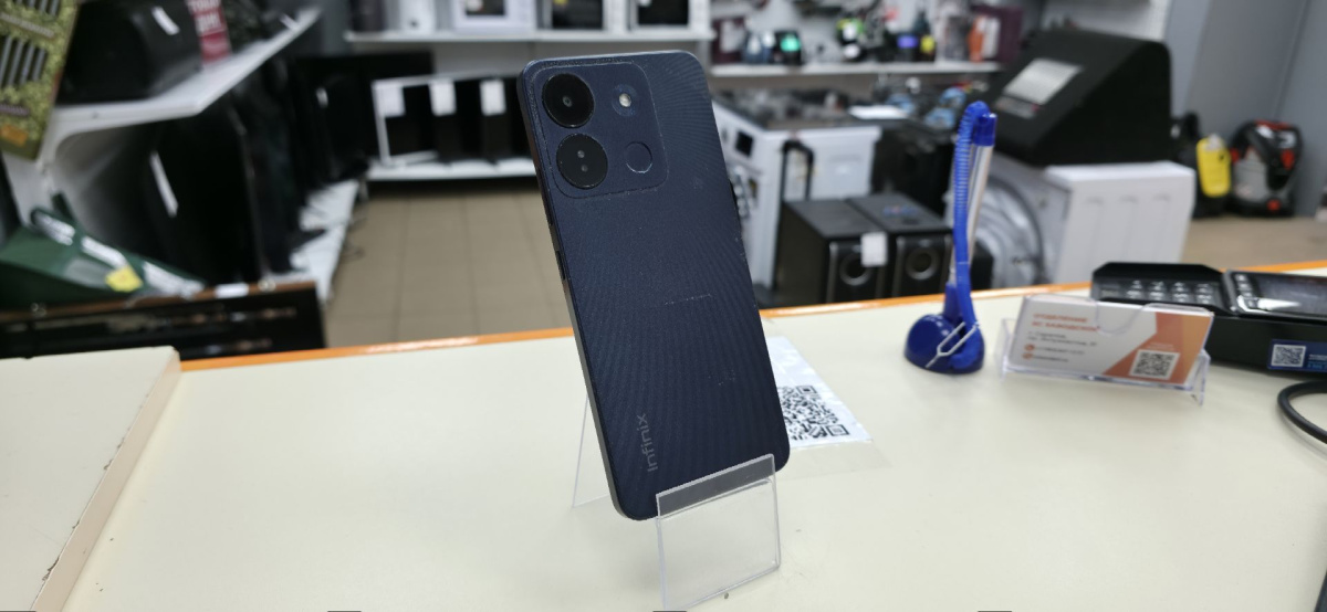 Смартфон Infinix Smart 7 4/64