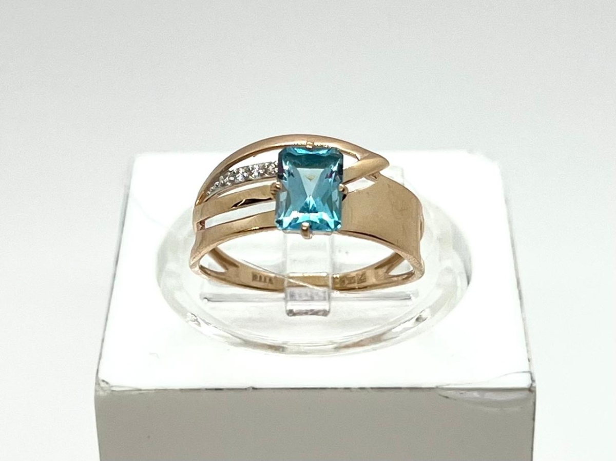 КОЛЬЦО ТОПАЗ с камнями (Au 585)