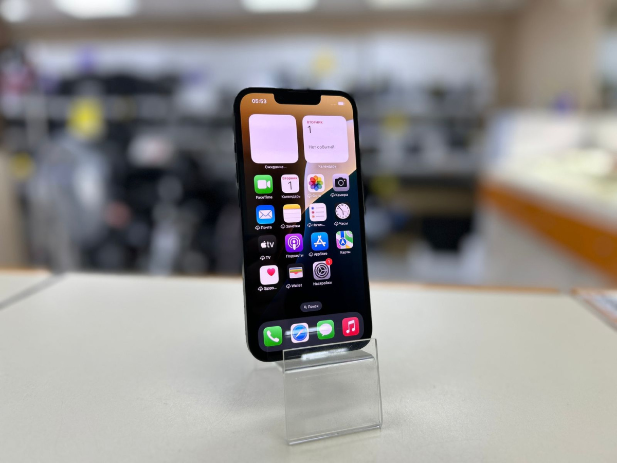 Смартфон Apple iPhone 13 128Gb