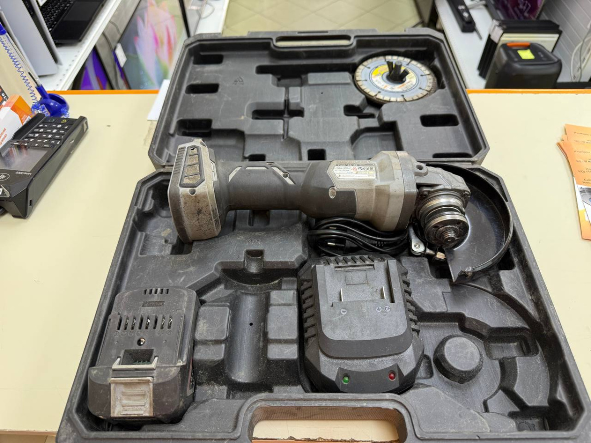 Угловая шлифмашина Интерскол 125 18B