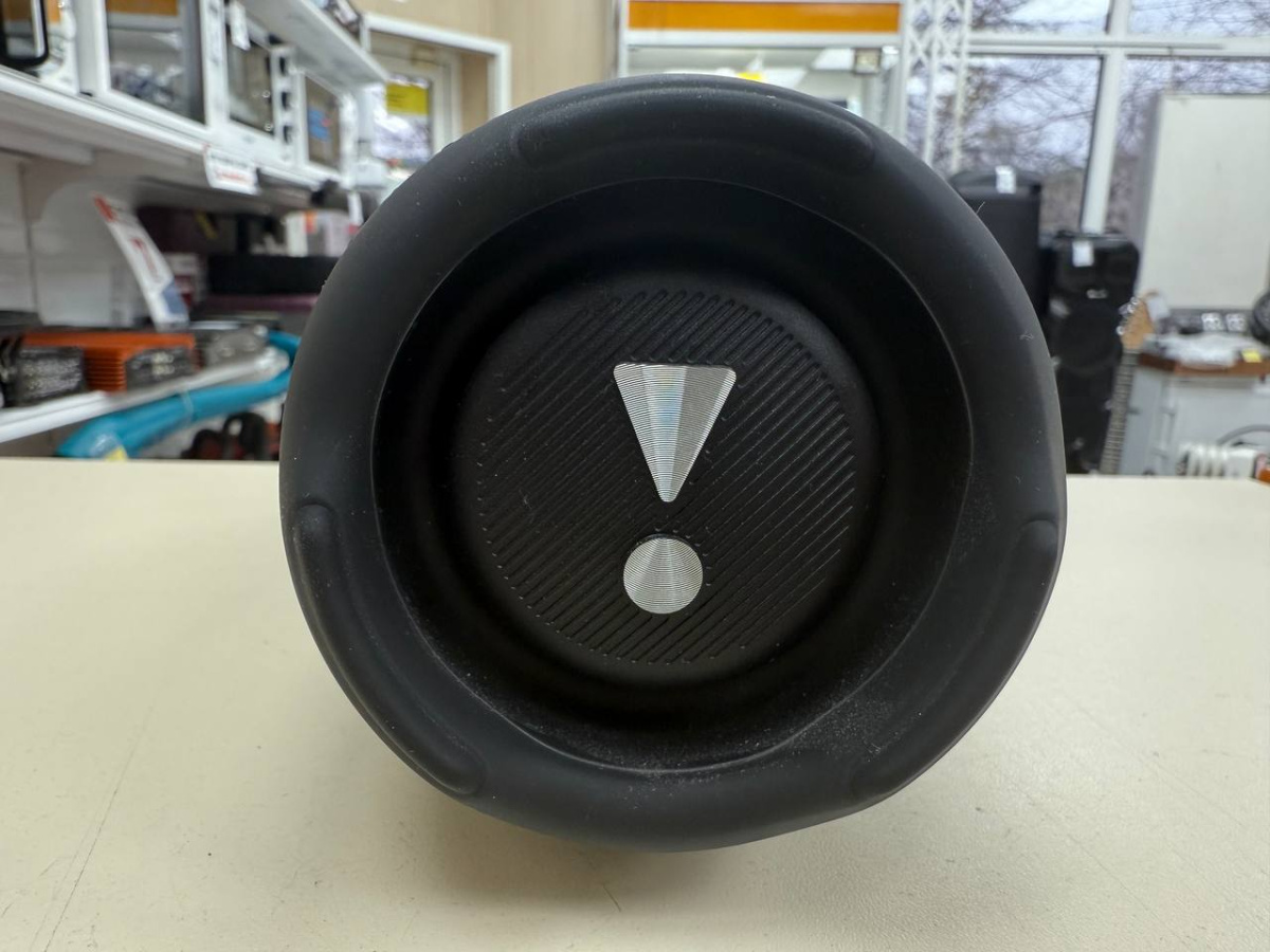 Портативная акустика JBL Charge 5