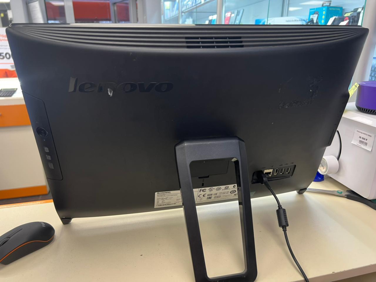 Моноблок Lenovo; Celeron J1800, HD Graphics, 2 Гб, Нет, 500 Гб