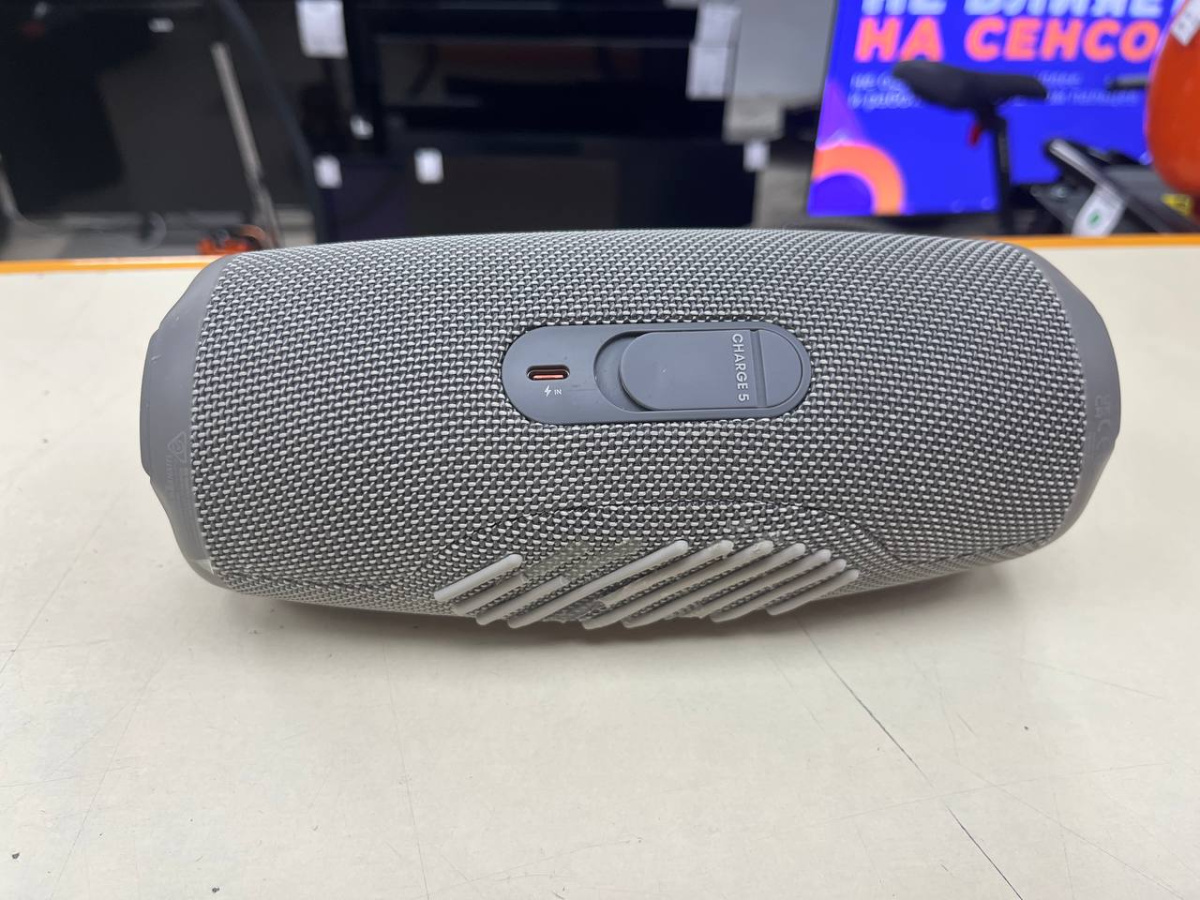 Портативная акустика JBL Charge 5