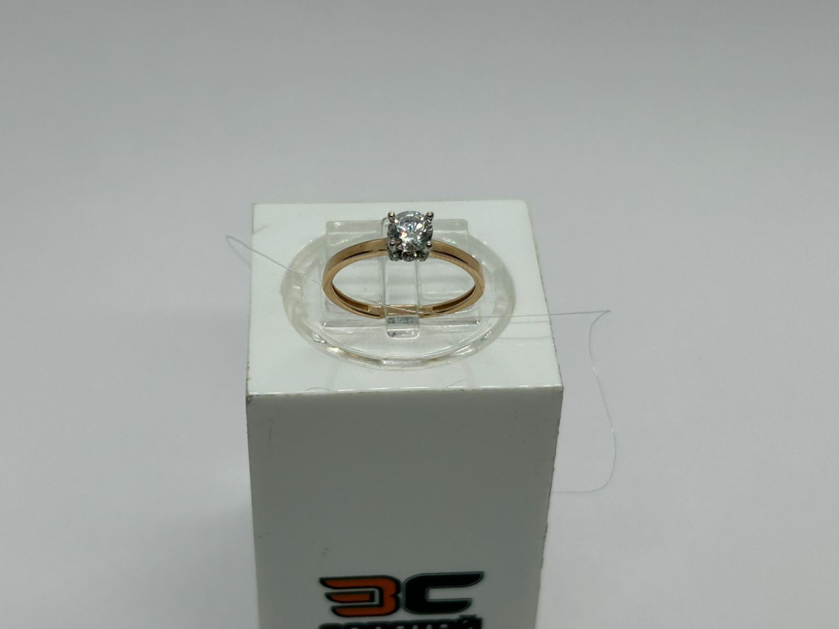 КОЛЬЦО С КАМНЯМИ (Au 585)