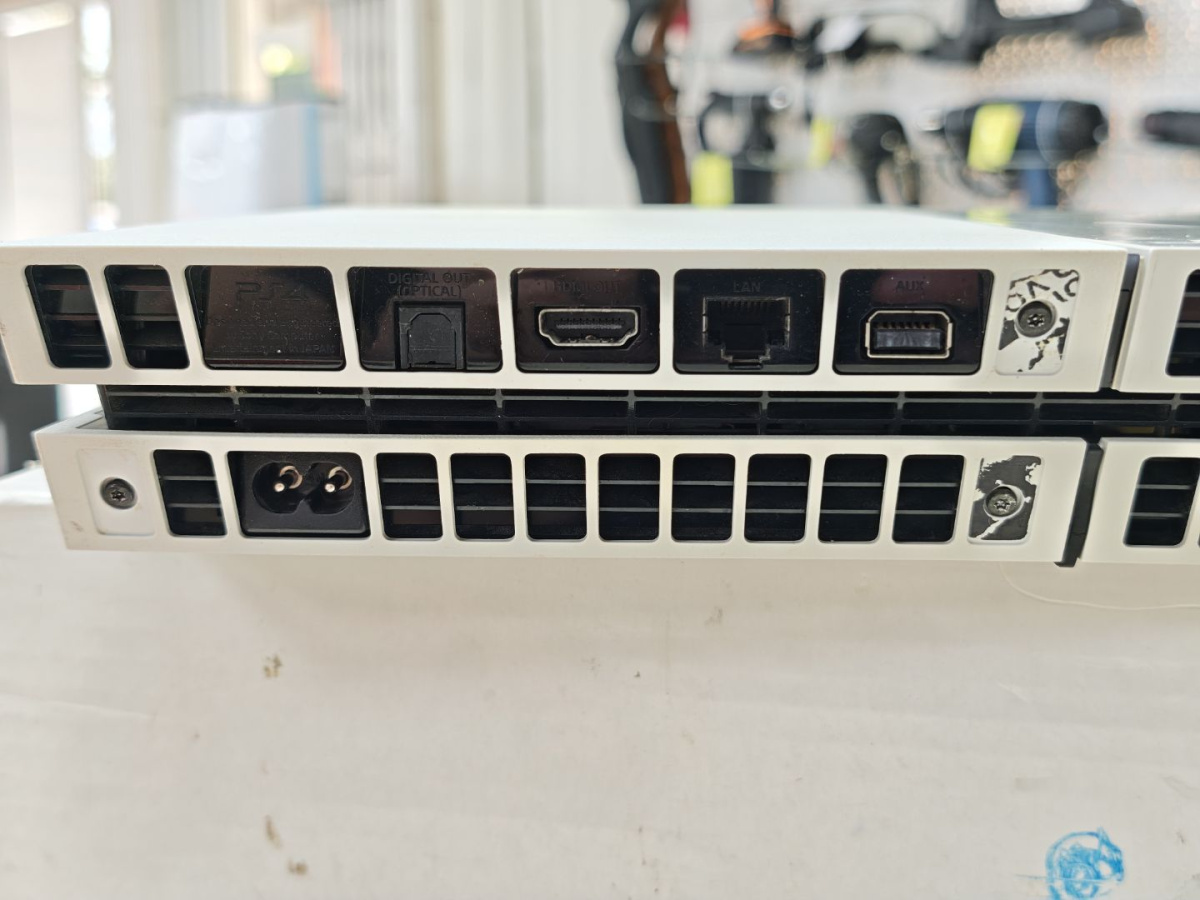 Игровая приставка PlayStation 4 FAT 500GB