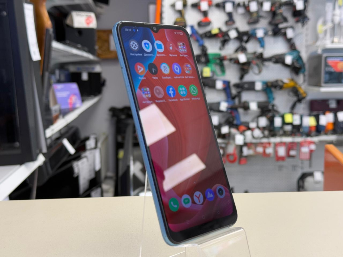 Смартфон Realme C21 3/32