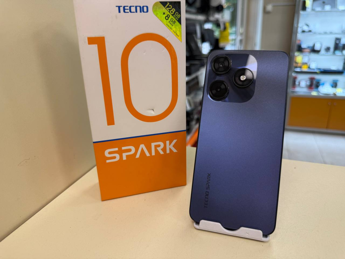 Смартфон Tecno Spark 10 Pro 4/128