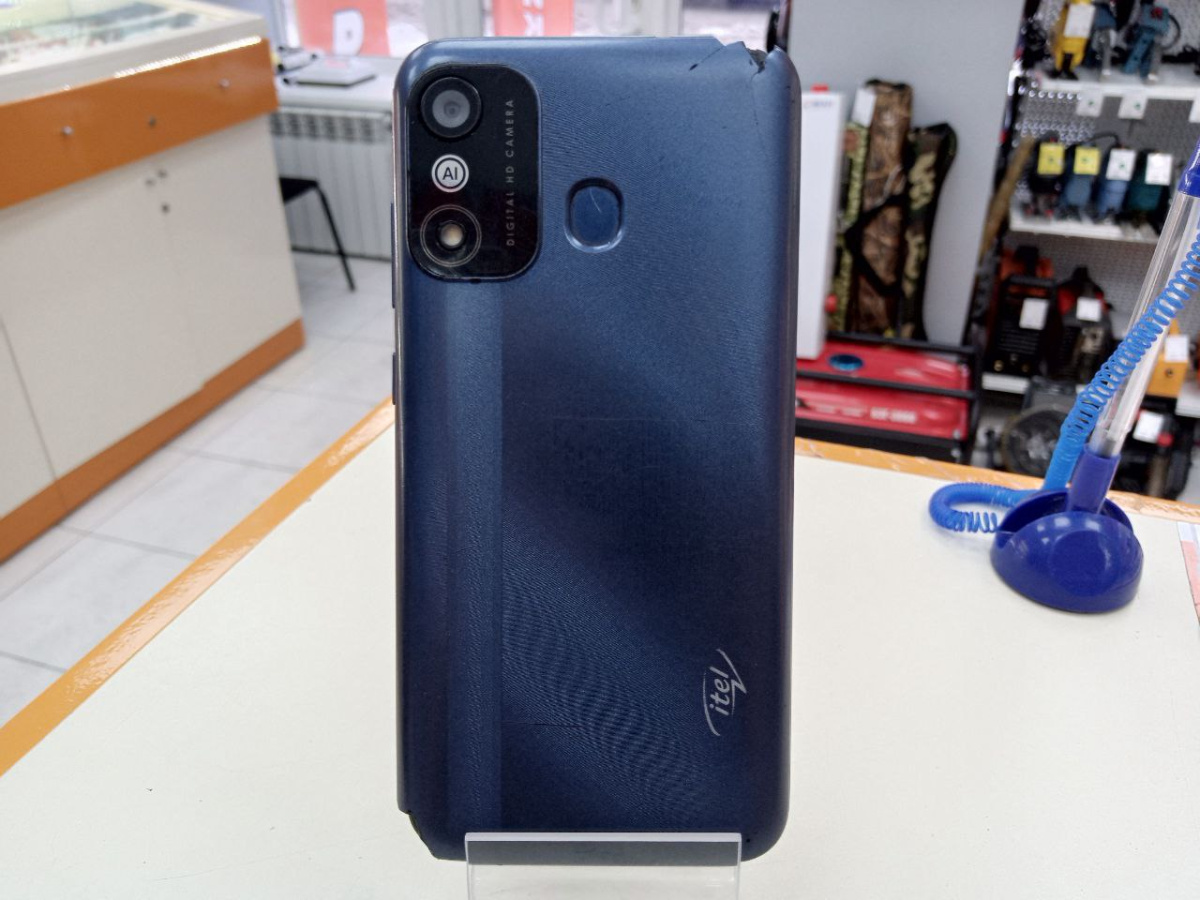 Смартфон Itel A27