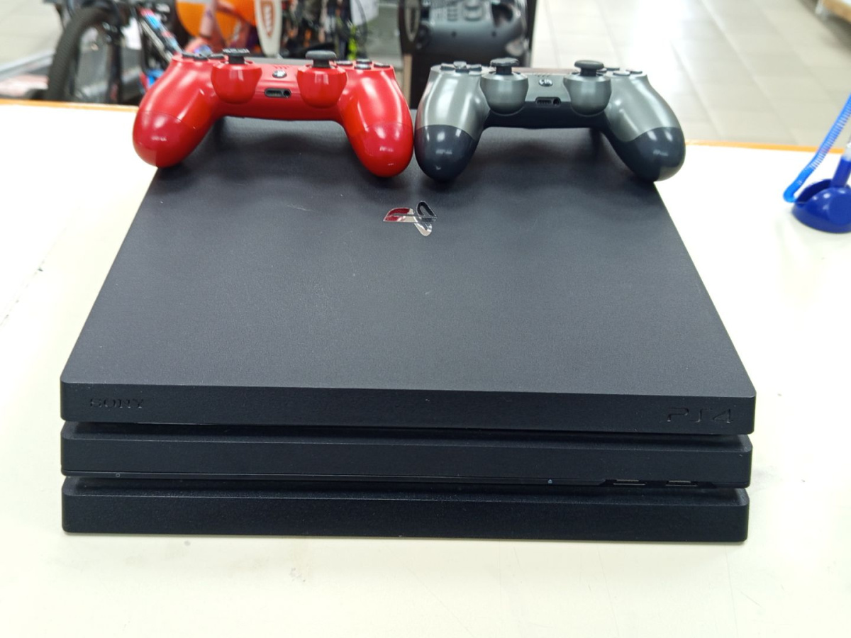 Игровая приставка PlayStation 4 Pro 1Tb