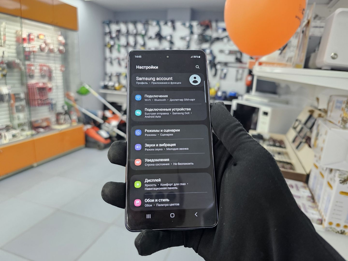 Смартфон Samsung Galaxy S20 FE 6/128