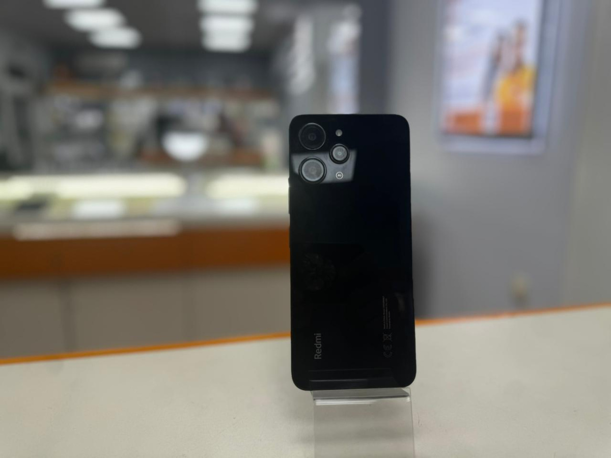 Смартфон Xiaomi Redmi 12 4/128