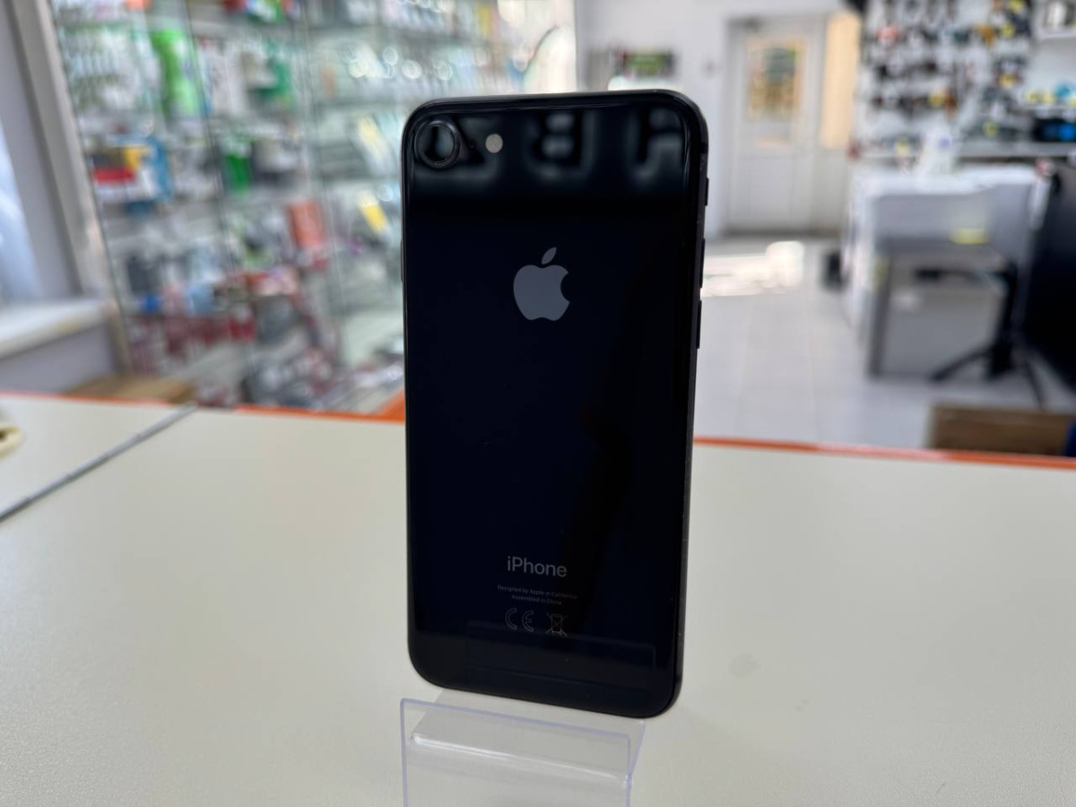 Смартфон Apple iPhone 8 64Gb