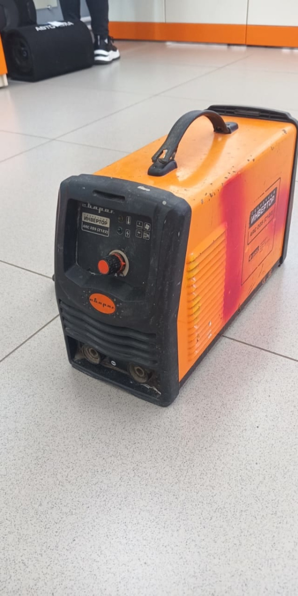 Сварочный аппарат Сварог ARC 205