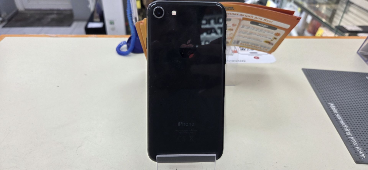 Смартфон Apple iPhone 8 64Gb