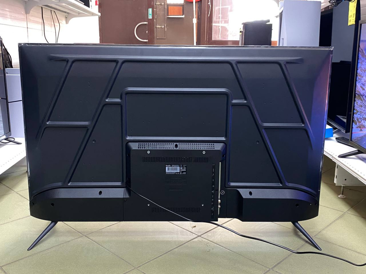 LED Телевизор Tuvio TD50UFBSV1