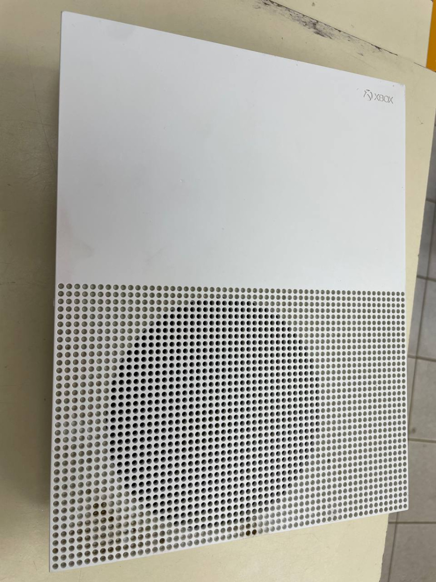 Игровая приставка Xbox One S 500Gb