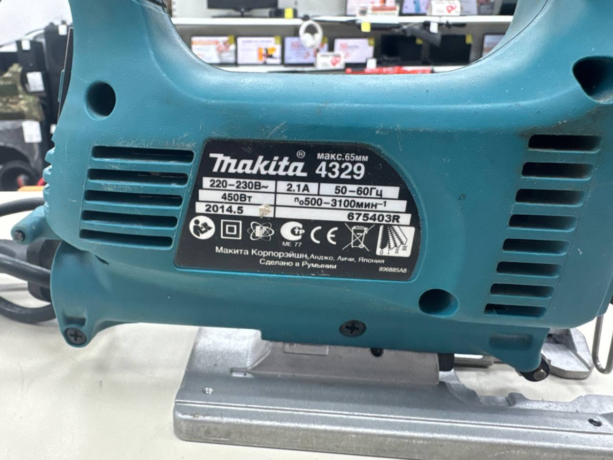 Лобзик Makita 4329