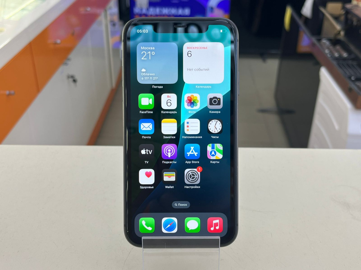 Смартфон Apple iPhone 11 64Gb