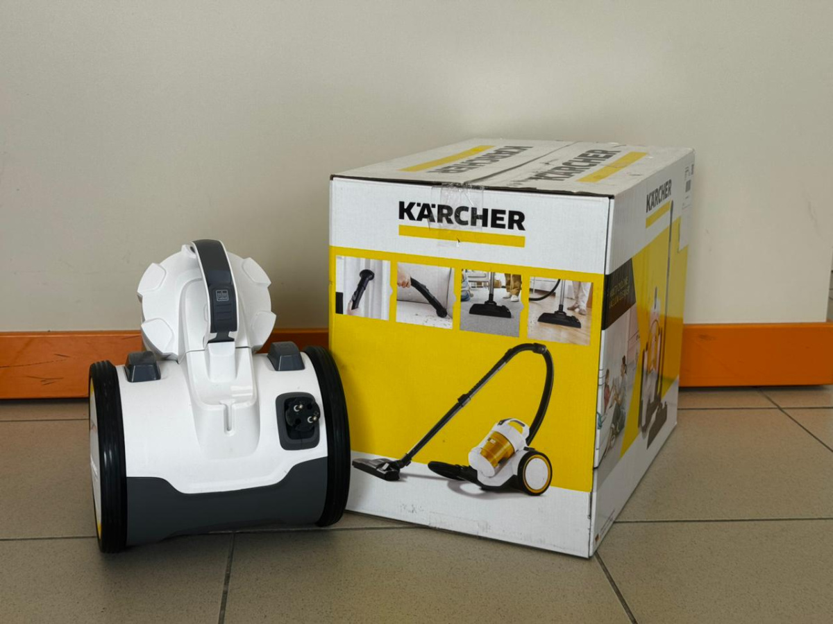 Пылесос Karcher VC 3