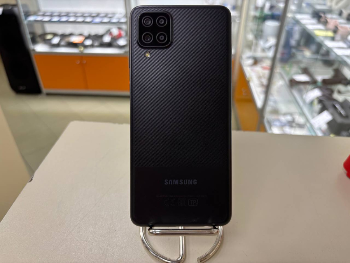 Смартфон Samsung Galaxy A12 4/64