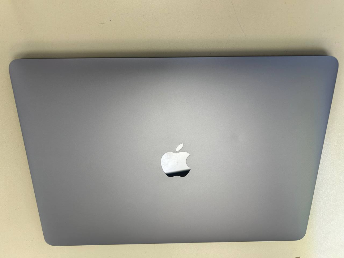 Ноутбук Apple MacBook Pro 13 A1706