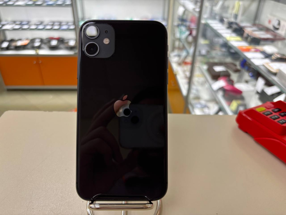 Смартфон Apple iPhone 11 128Gb