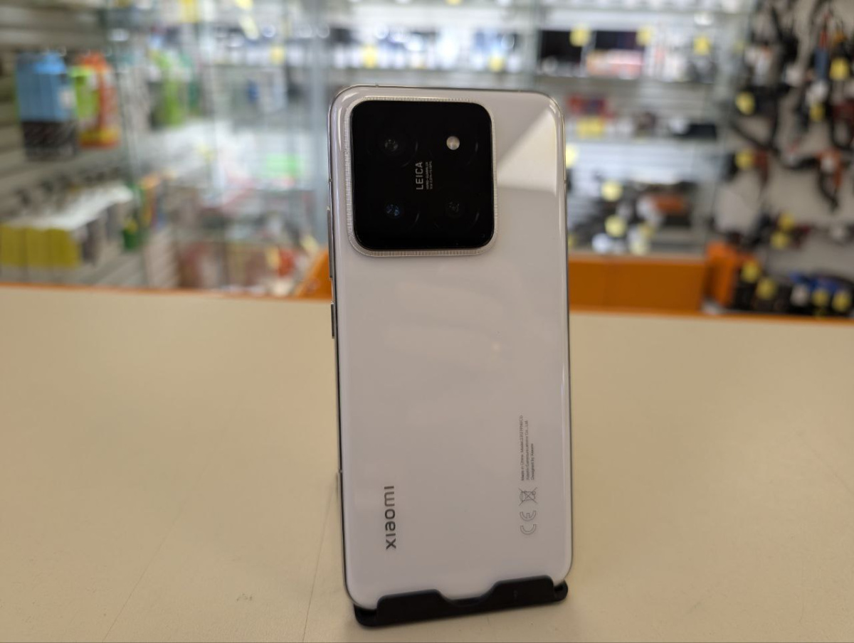 Смартфон Xiaomi 14 12/256Gb