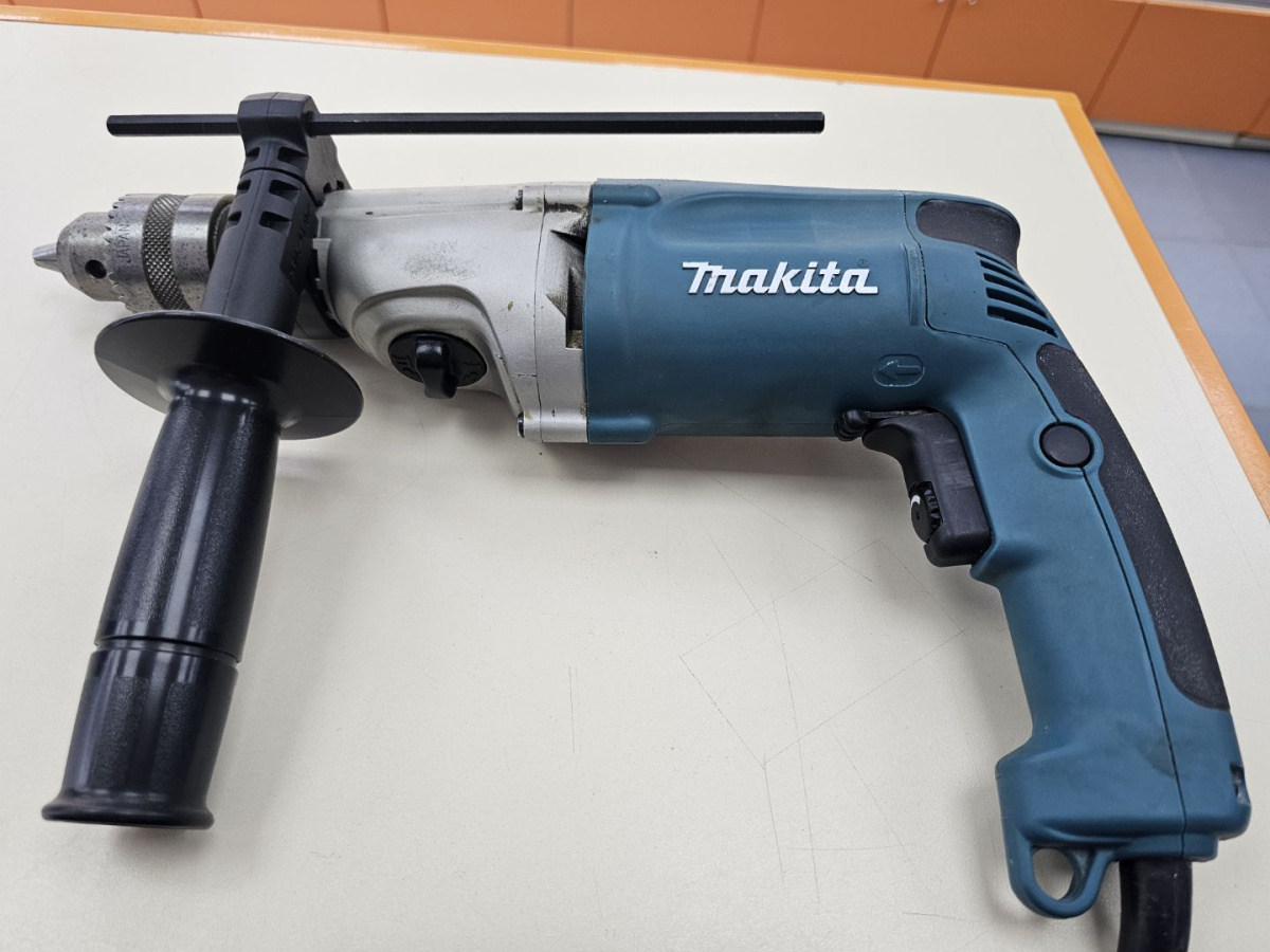 Дрель-безударная Makita HP 2050
