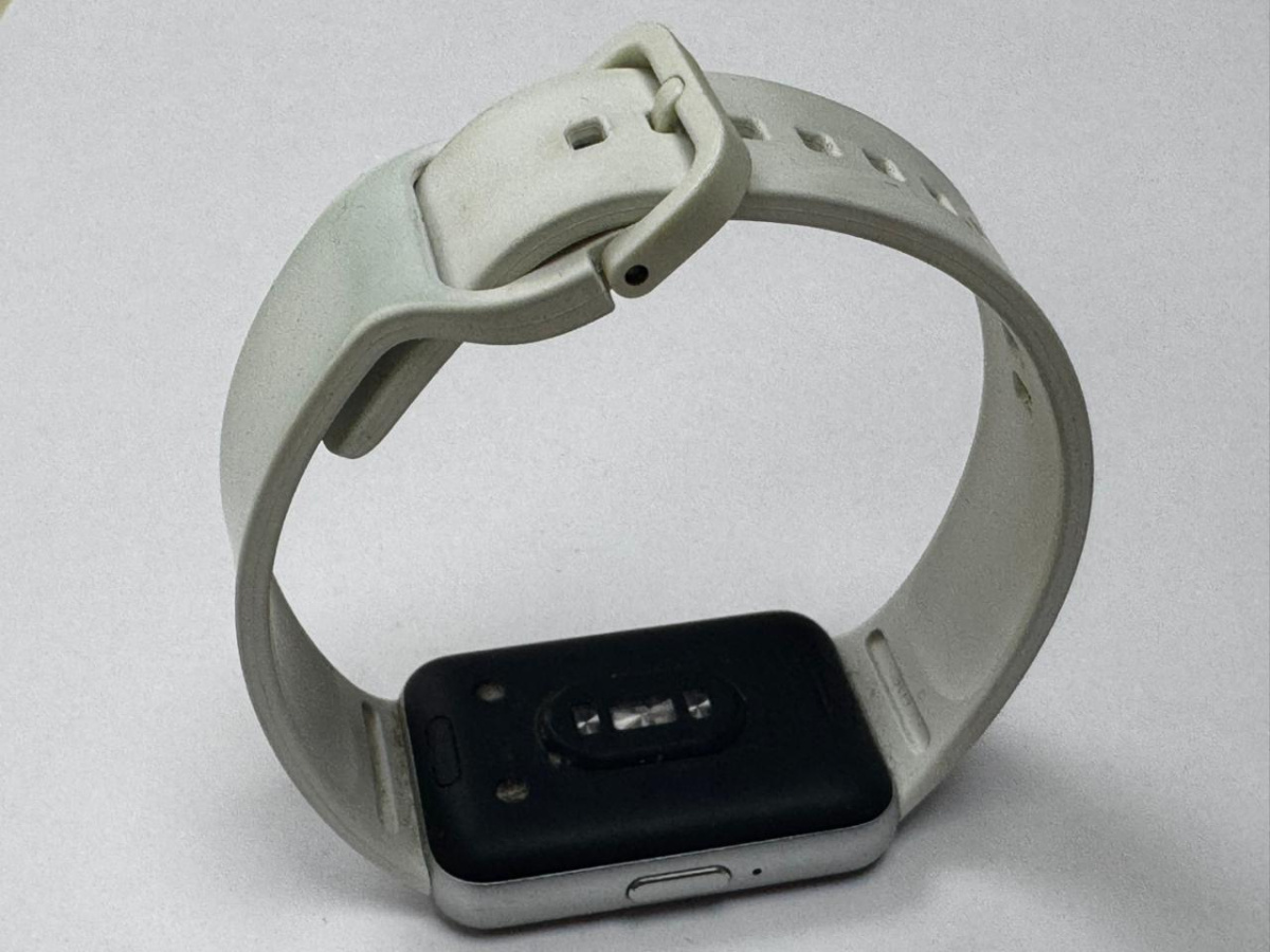 Смарт-часы Samsung Galaxy Fit3