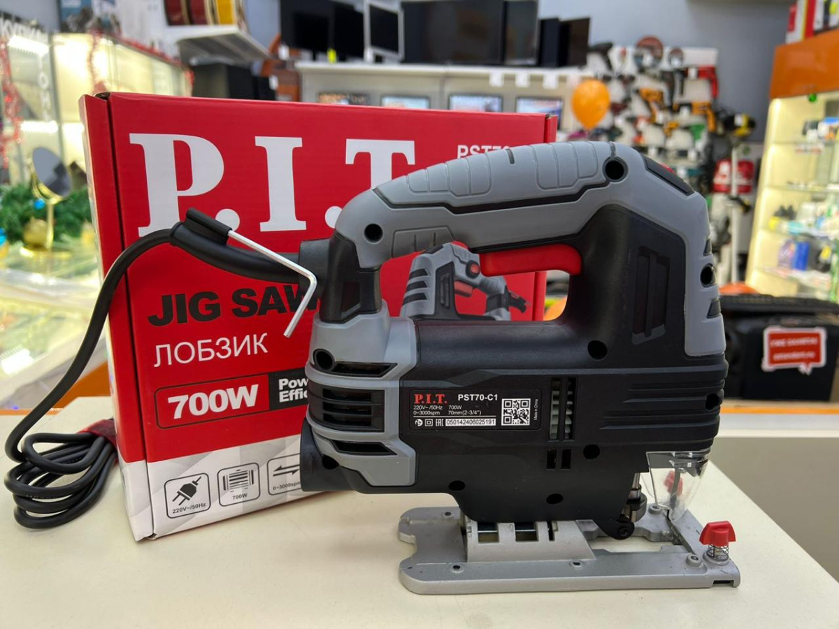 Лобзик P.I.T. PST70-C1