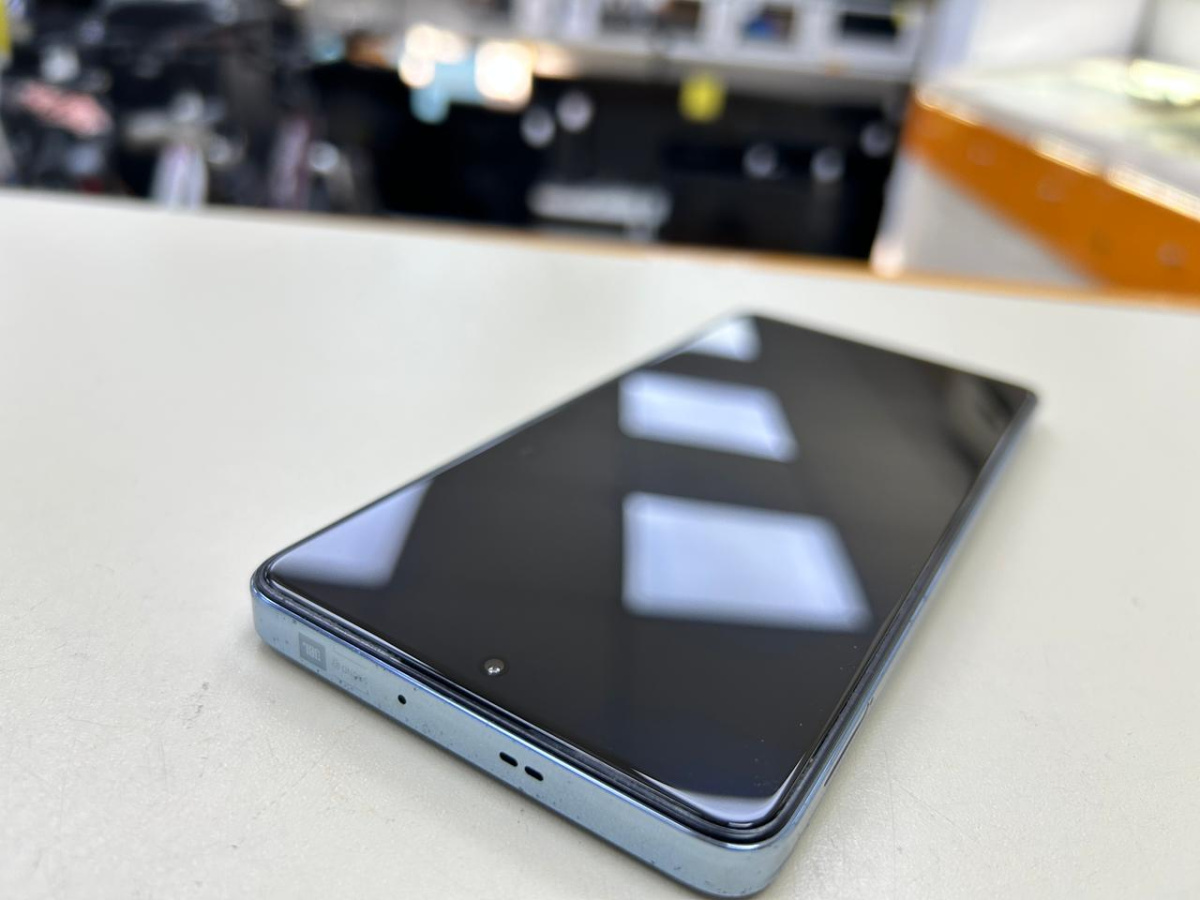 Смартфон Infinix Note 30 VIP 12/256