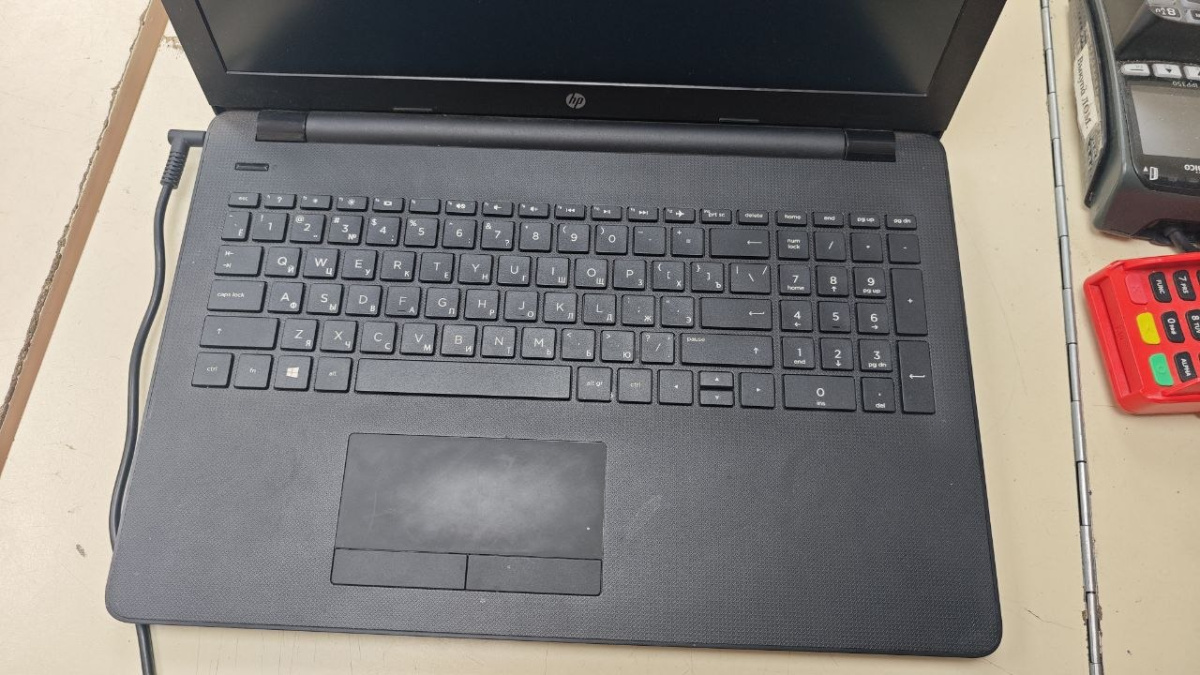Ноутбук HP 15-rb040ur; AMD, E2, E2-9000e, AMD, Radeon R2 series, 4 Гб, Нет, 500 Гб