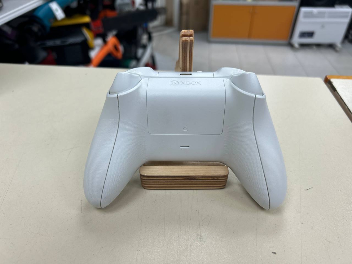Игровая приставка Xbox Series S 512Gb SSD Игровая приставка Xbox Series S 512Gb SSD