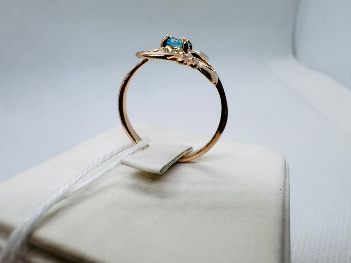 КОЛКМ585 КОЛЬЦО С КАМНЕМ (Au 585)