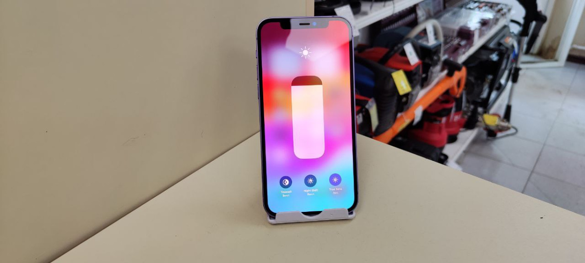 Смартфон Apple iPhone 12 64Gb