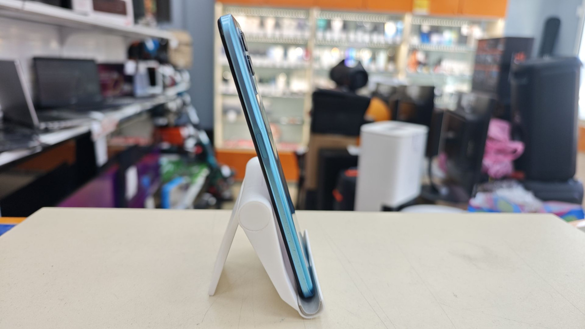 Смартфон Realme Narzo 50 4/128