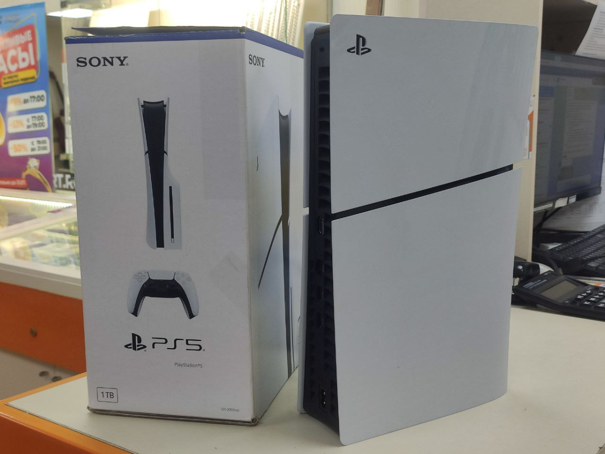Игровая приставка PlayStation 5 Slim 1TB (С дисководом)