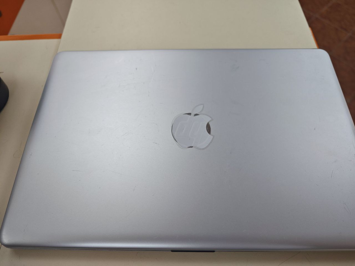 Ноутбук HP; A10-9620P, Radeon R7 M340, 8 Гб, 500 Гб, Нет